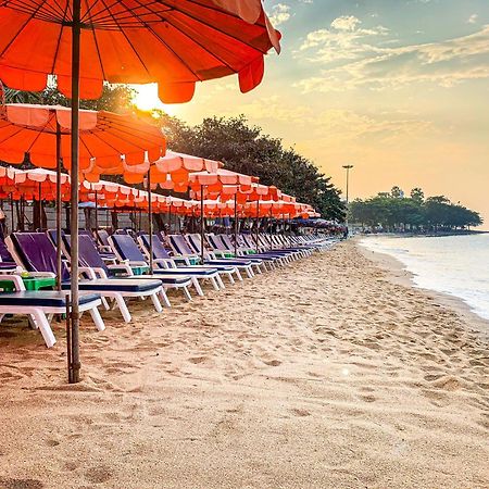 2 Bed Room, Large Living Room @ Central Pattaya Zewnętrze zdjęcie