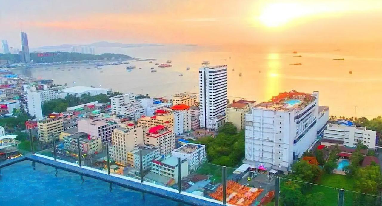 2 Bed Room, Large Living Room @ Central Pattaya Zewnętrze zdjęcie